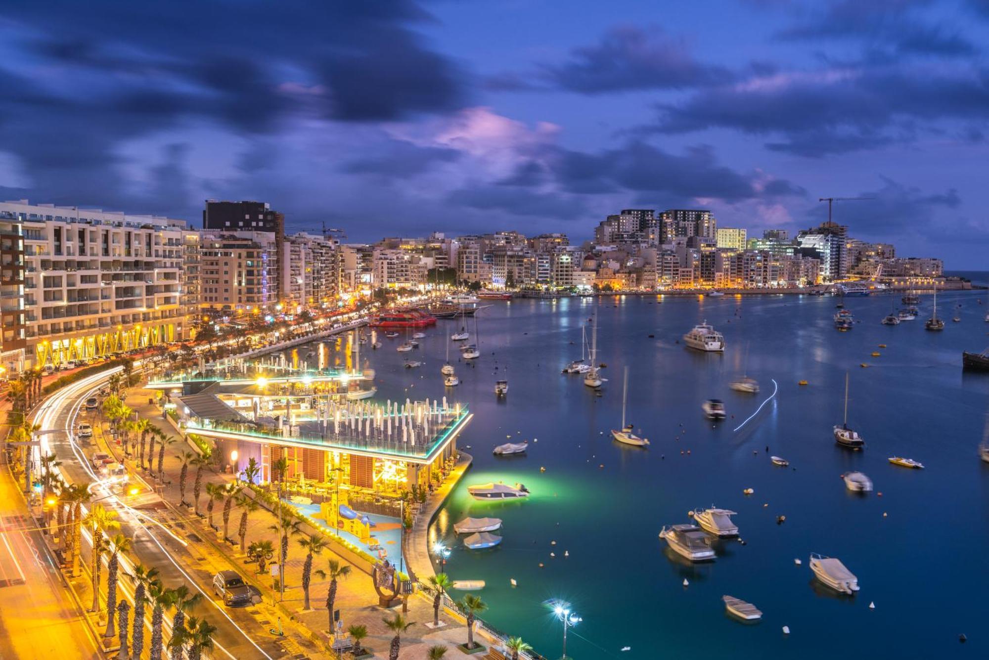 La88 Bayview Penthouse With Jacuzzi Apartment Sliema Ngoại thất bức ảnh